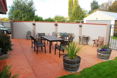 Asure Adcroft Motel 8