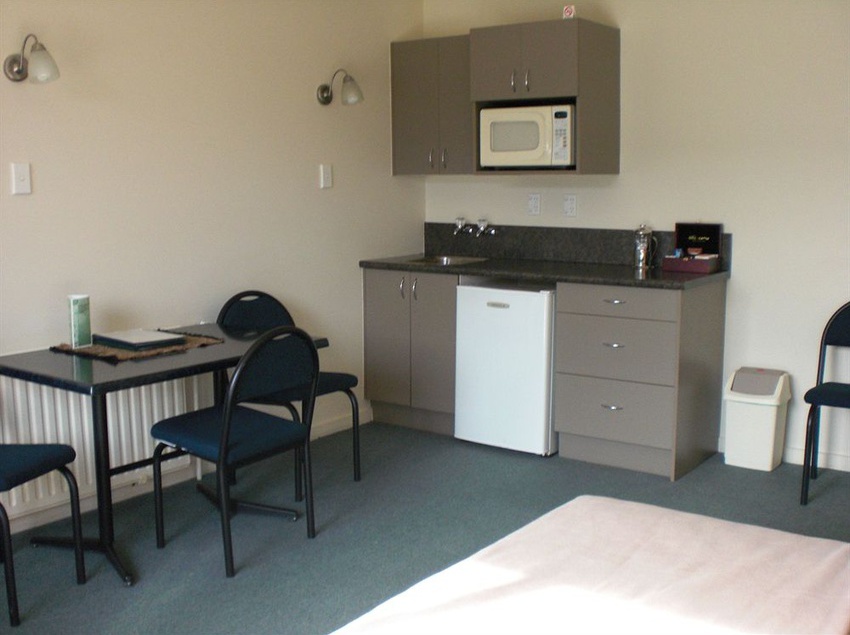 Asure Evergreen Motel 7