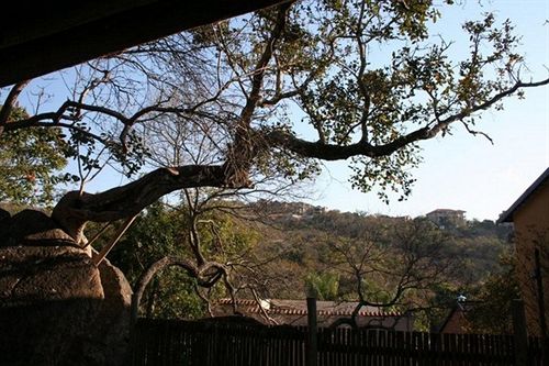 Nomndeni Lodge Zamabhele 1