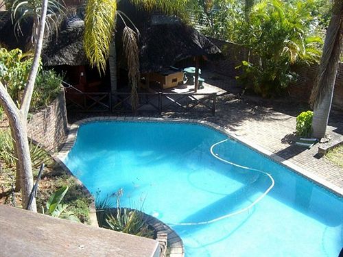 Nomndeni Lodge Zamabhele 7