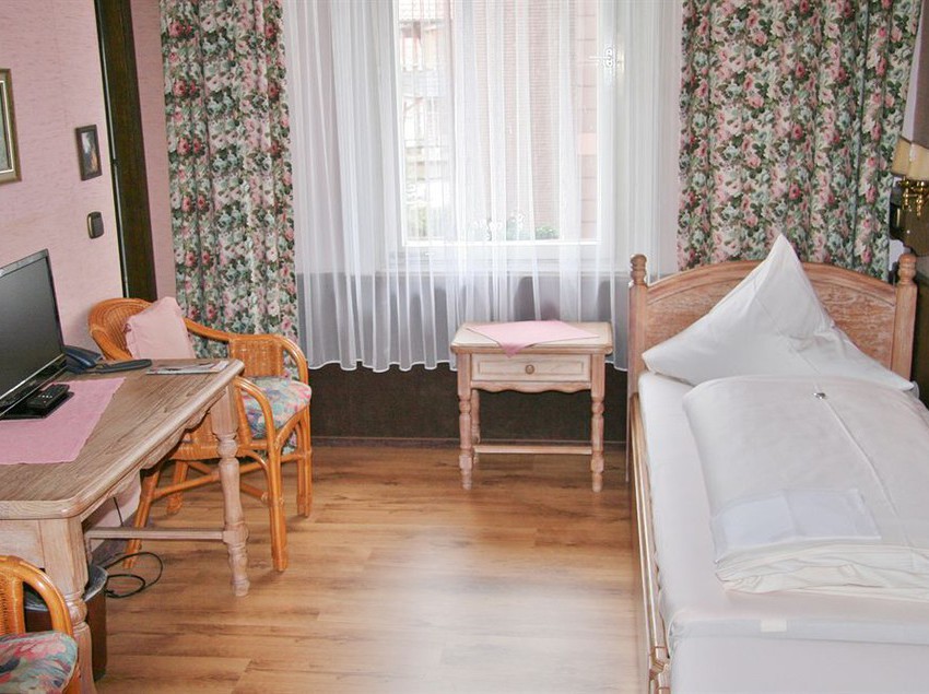 Pension Landgasthof Falken 1