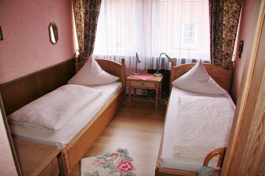 Pension Landgasthof Falken 9