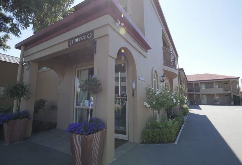 Roma On Riccarton Luxury Motel 1