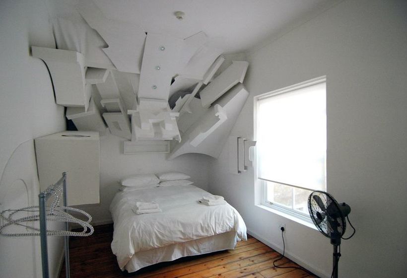 Hotel Daddy Long Legs 3