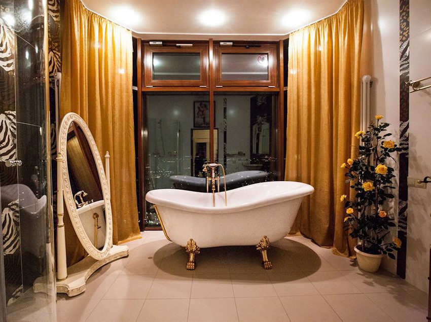 Triumph Palace Boutique Hotel 4