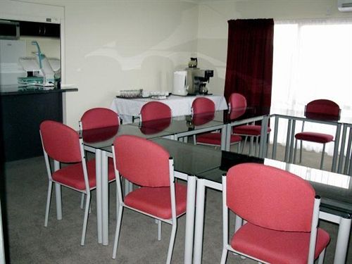 Motel B-k's Palmerston North Motor Lodge 19