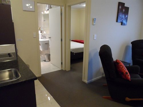 Motel B-k's Palmerston North Motor Lodge 20