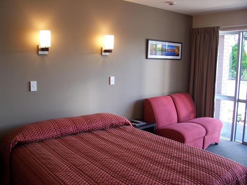 Hotel Aspire Cranford Oak 3