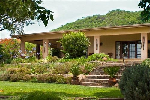 Pension Abangane Guest Lodge 3