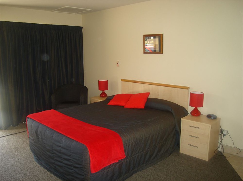 Central Gold Motel Cromwell 15