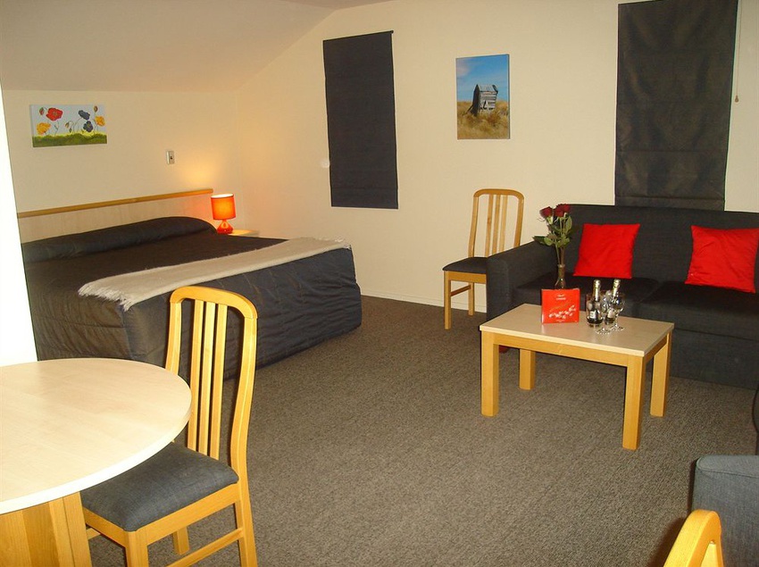 Central Gold Motel Cromwell 8