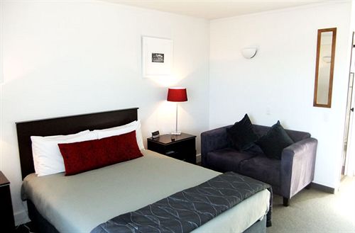 Motel 83 By The Sea Motor Lodge 8