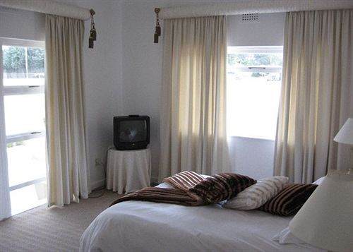 Hotel Beach House Hout Bay 5