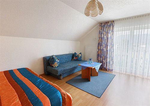 Zum Fährmann - Hotel Am Hochrhein 8