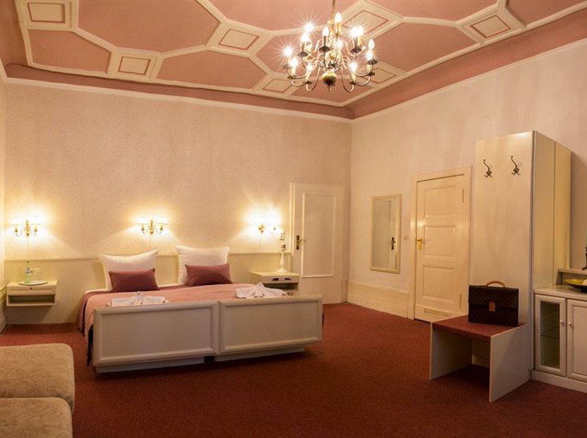 Hotel Wittelsbach am Kurfürstendamm 18