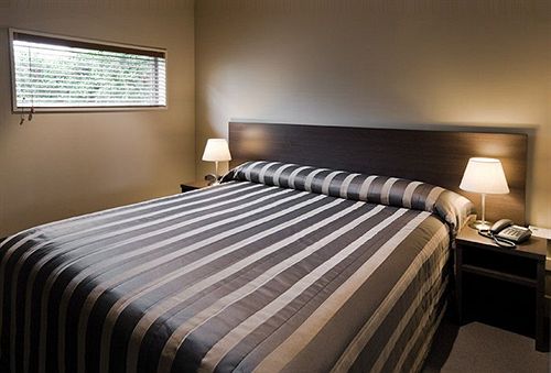 Airport Christchurch Motel 8