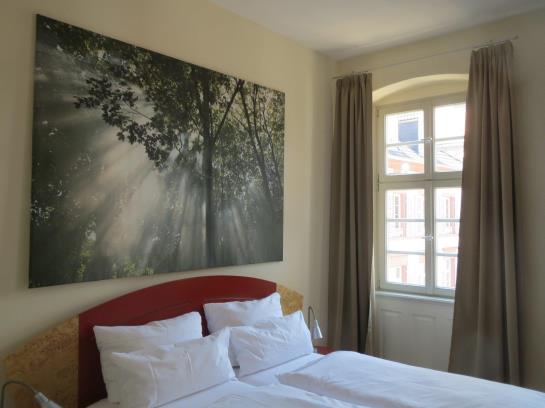 Hotel Zur Alten Brücke 3