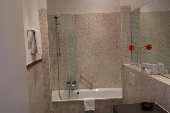 Hotel Zur Alten Brücke 4