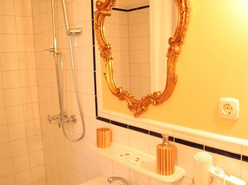 Hotel Alte Galerie am Kudamm 13