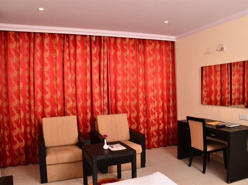 Hotel Ck International 11