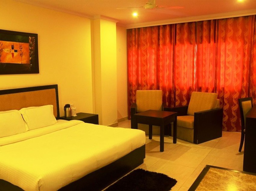 Hotel Ck International 12