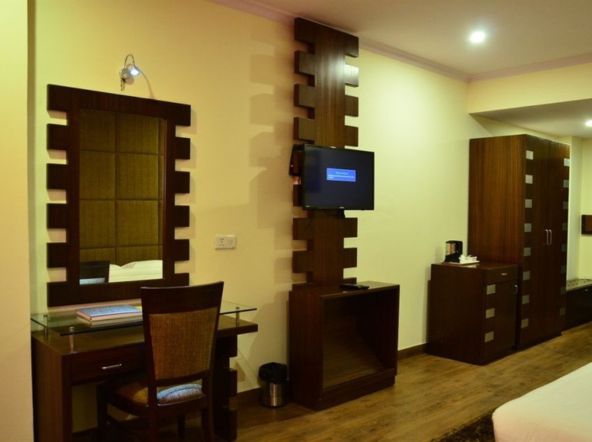 Hotel Ck International 18