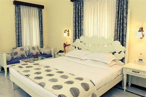 Hotel Jaisingh Garh - A Boutique 10