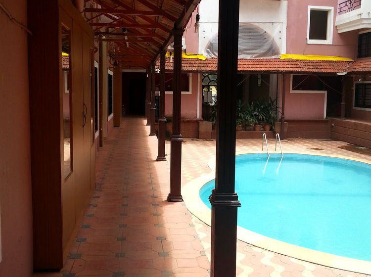 Hotel The Rivasa Resort 18