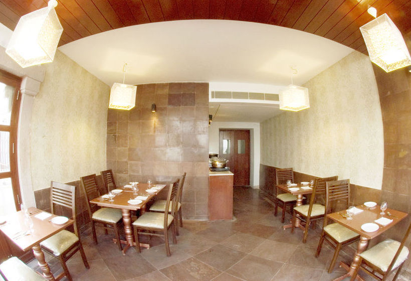 Hotel Guleria Kothi 18