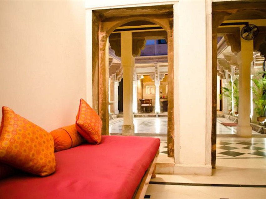 Hotel Guleria Kothi 8