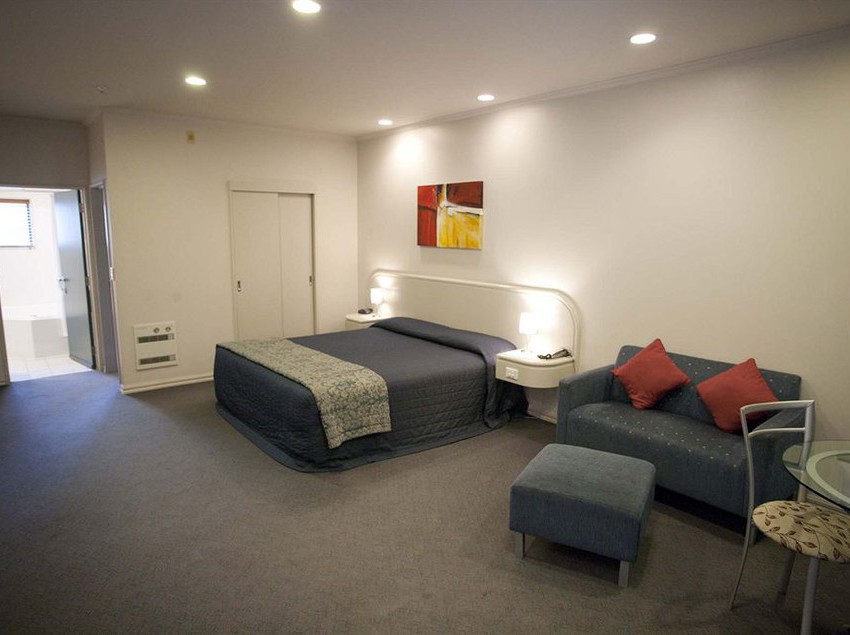 Aubyn Court Spa Motel 15