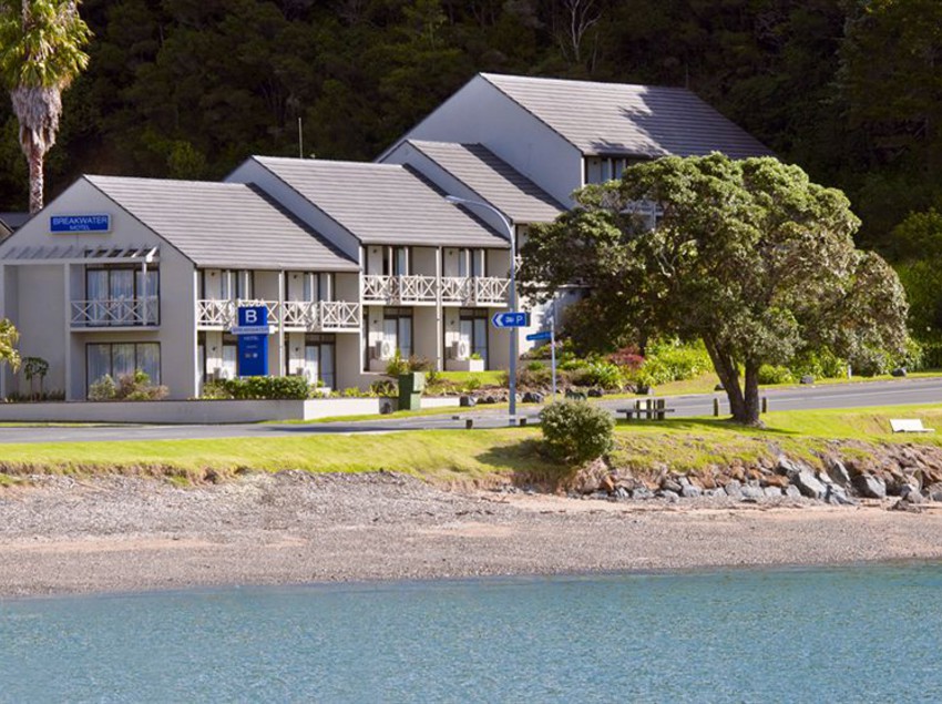Breakwater Motel 1