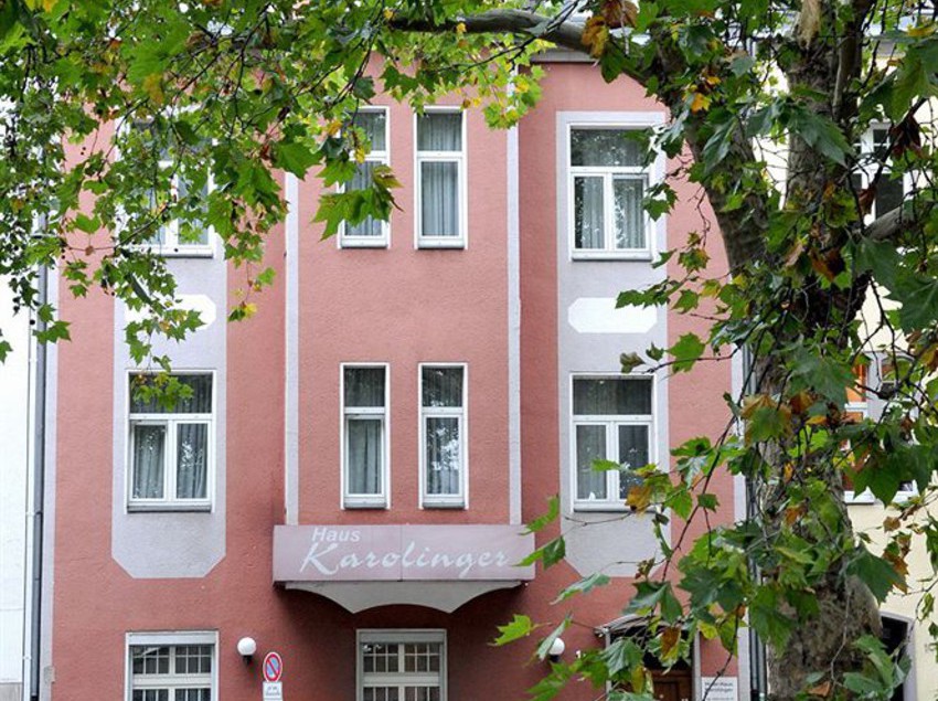 Hotel Karolinger