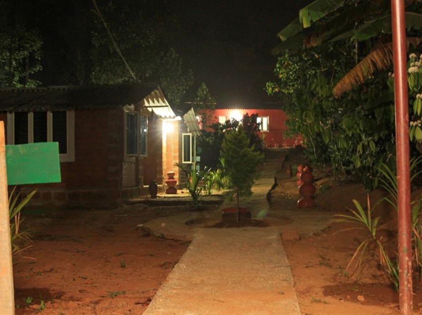 Hotel Yedamakky Cottage 11