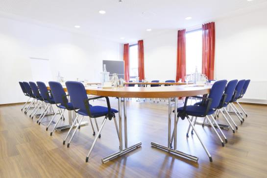 Hotel Franz Stadt- Und Tagungs 20