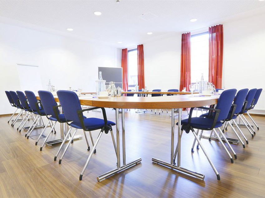 Hotel Franz Stadt- Und Tagungs 8