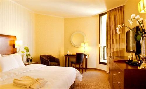 Hotel Executel Hi-tech 2