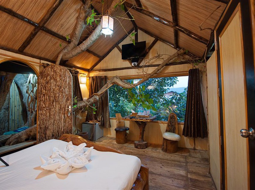 Hotel Loha Garh Fort Resort 10