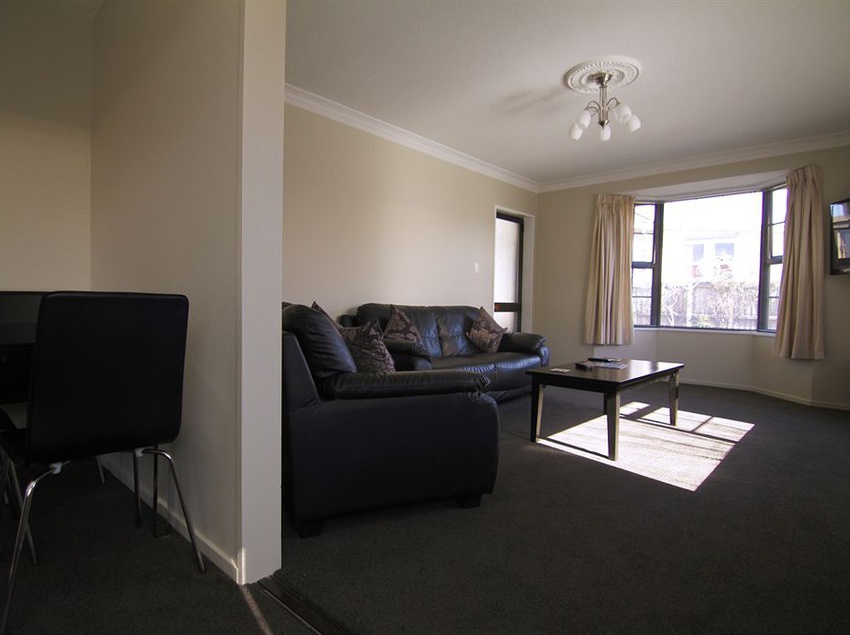 Metropolitan Executive Motel Apartments 10