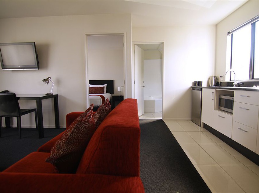 Metropolitan Executive Motel Apartments 14