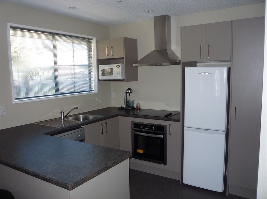 Metropolitan Executive Motel Apartments 4