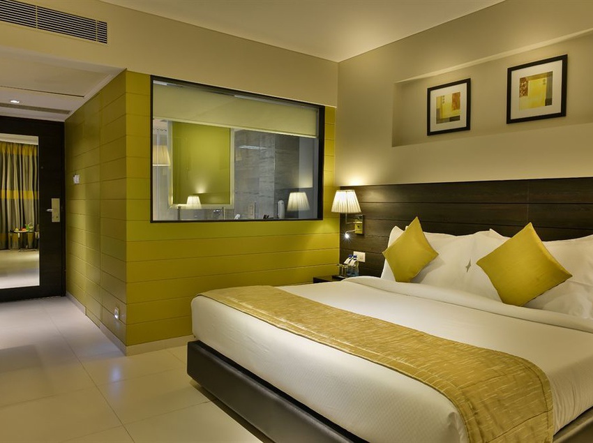 Hotel The Fern Residency 10