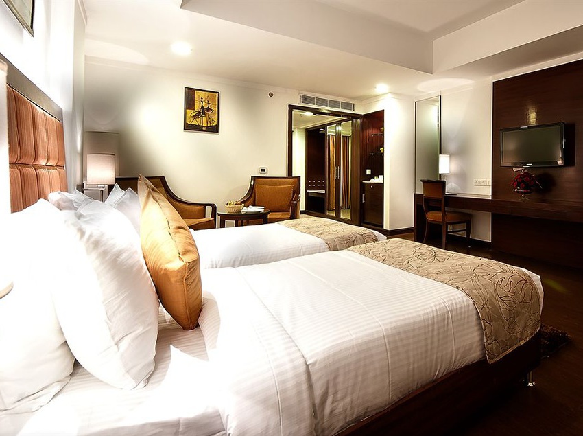 The Golden Palms Hotel & Spa - Zirakpur