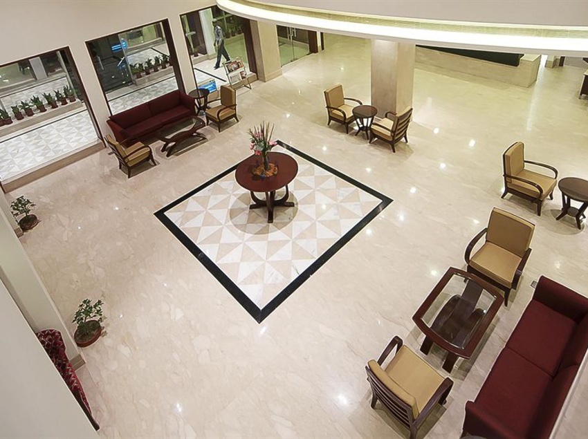 The Golden Palms Hotel & Spa - Zirakpur 13
