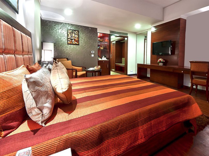 The Golden Palms Hotel & Spa - Zirakpur 16