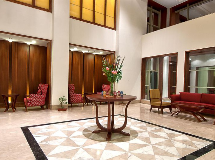 The Golden Palms Hotel & Spa - Zirakpur 4