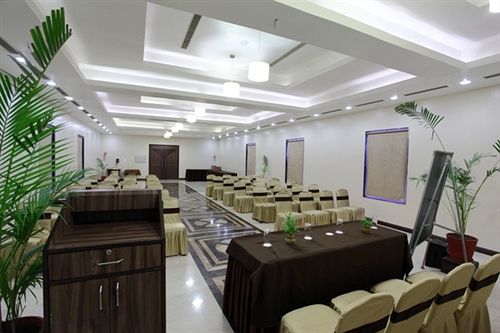 Hotel Amantra Comfort 10