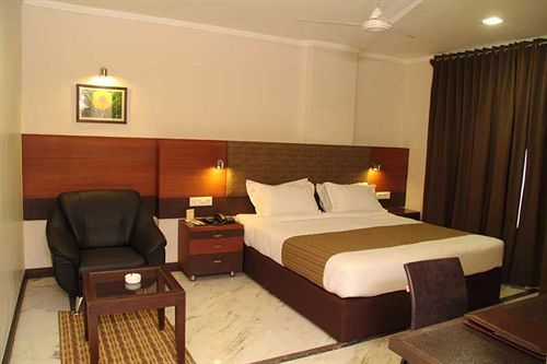 Hotel Amantra Comfort 14