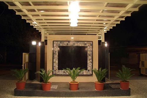 Hotel Amantra Comfort 16