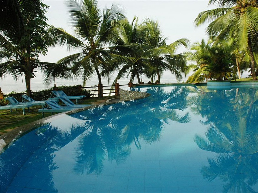 Resort Manaltheeram Ayurveda Beach Village 8